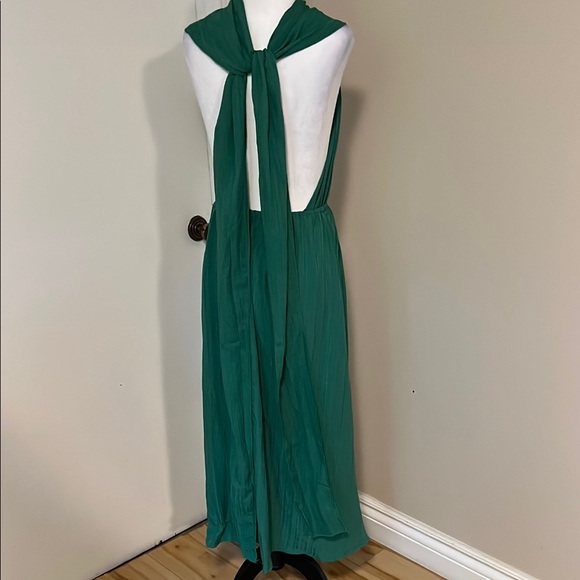 SHEIN | Women’s Size XS Elegant Green Maxi Dress with Multiple Ways To Tie Top - Picture 4 of 7
